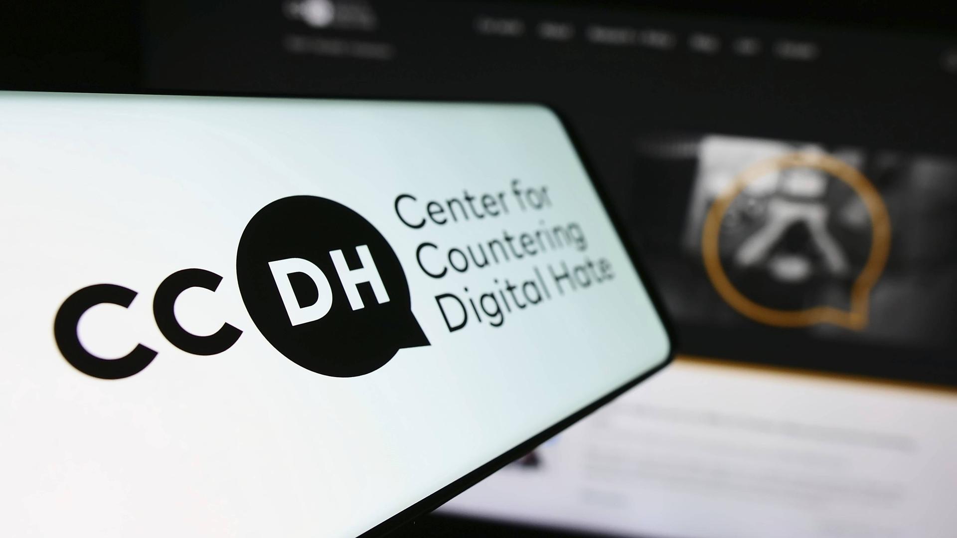 Das Logo der Nichtregierungsorganisation Center for Countering Digital Hate (CCDH) auf einem Smartphone