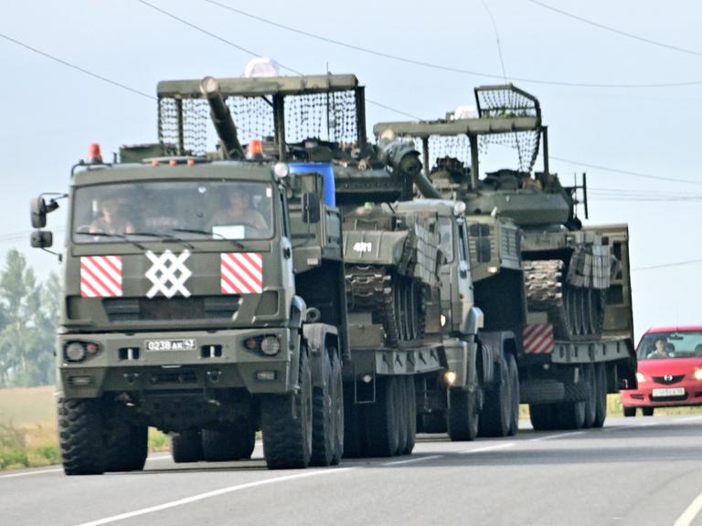 Nach dem überraschenden Angriff der ukrainischen Armee in der Region Kursk hat Russland mit der Verlegung von Truppen begonnen.