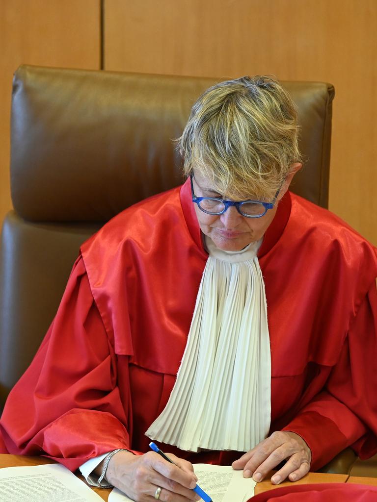 Die damalige Bundesverfassungsrichterin Susanne Baer in roter Robe