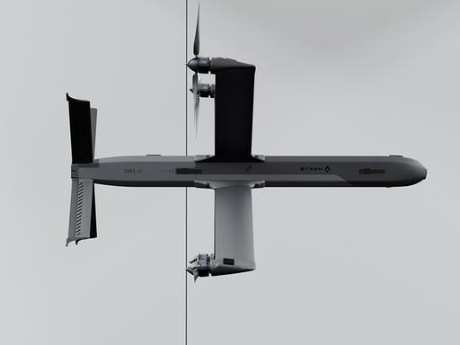 Schwarz-Weiß-Aufnahme einer Drohne von unten