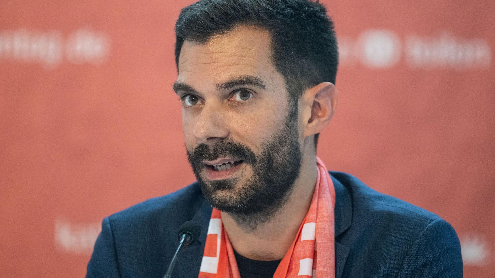 Marc Frings, stellvertretender Vorsitzender Generalsekretär des Zentralkomitees der deutschen Katholiken (ZdK), nimmt an der Eröffnungspressekonferenz des 102. Deutschen Katholikentags teil.