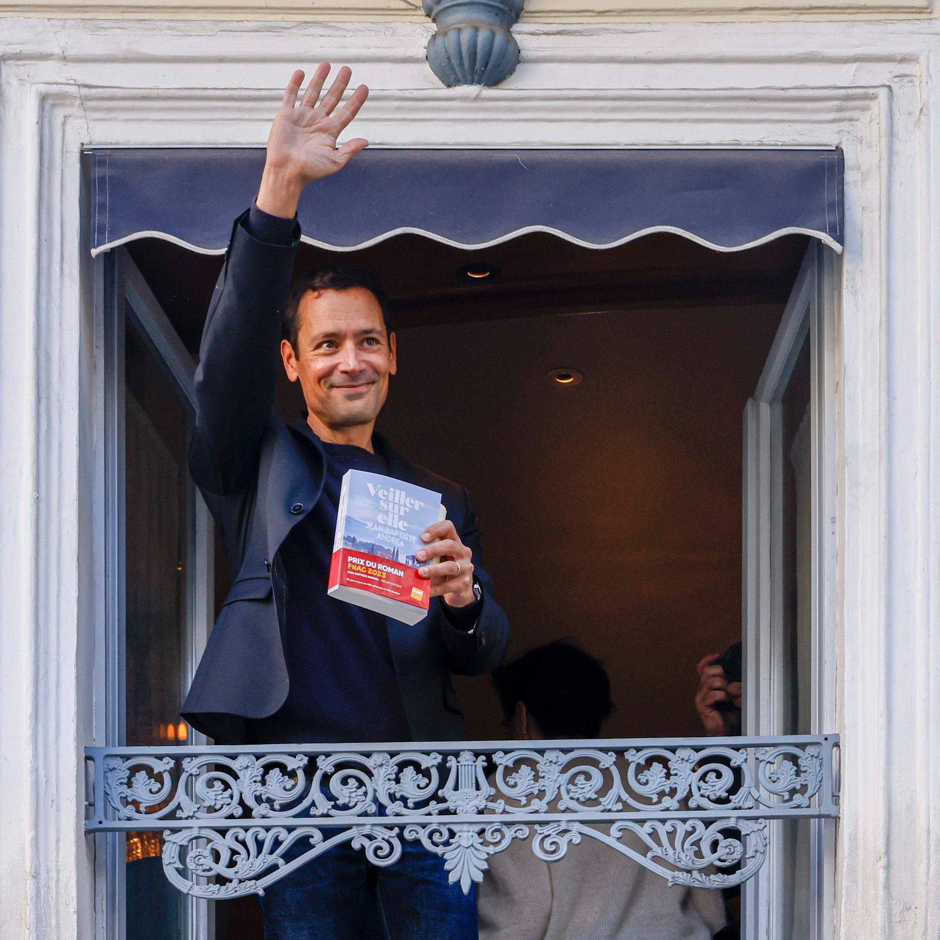 Jean-Baptiste Andrea - Vom Außenseiter zum gefeierten Prix-Goncourt-Autor