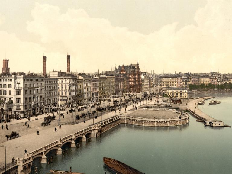 Nachkolorierte Aufnahme des Alsterpavillions am Jungfernstieg in Hambrug um 1900.