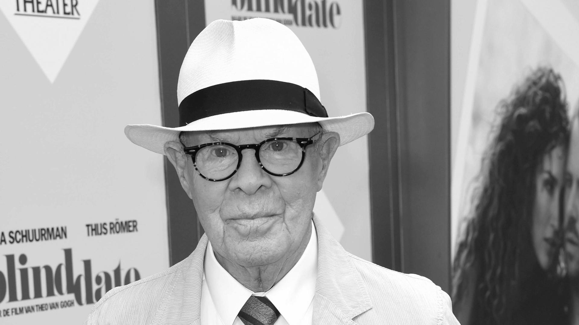 Hans van Manen bei der Premiere der Theateraufführung „Blind Date” im Theater DeLaMar, Amsterdam.