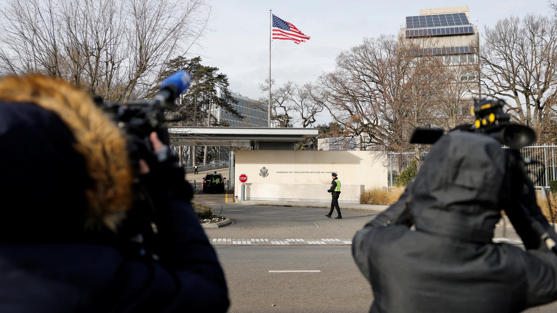 Schweiz - US-Plan für Kriegsende: Ukraine-Verhandlungen in Genf laufen an