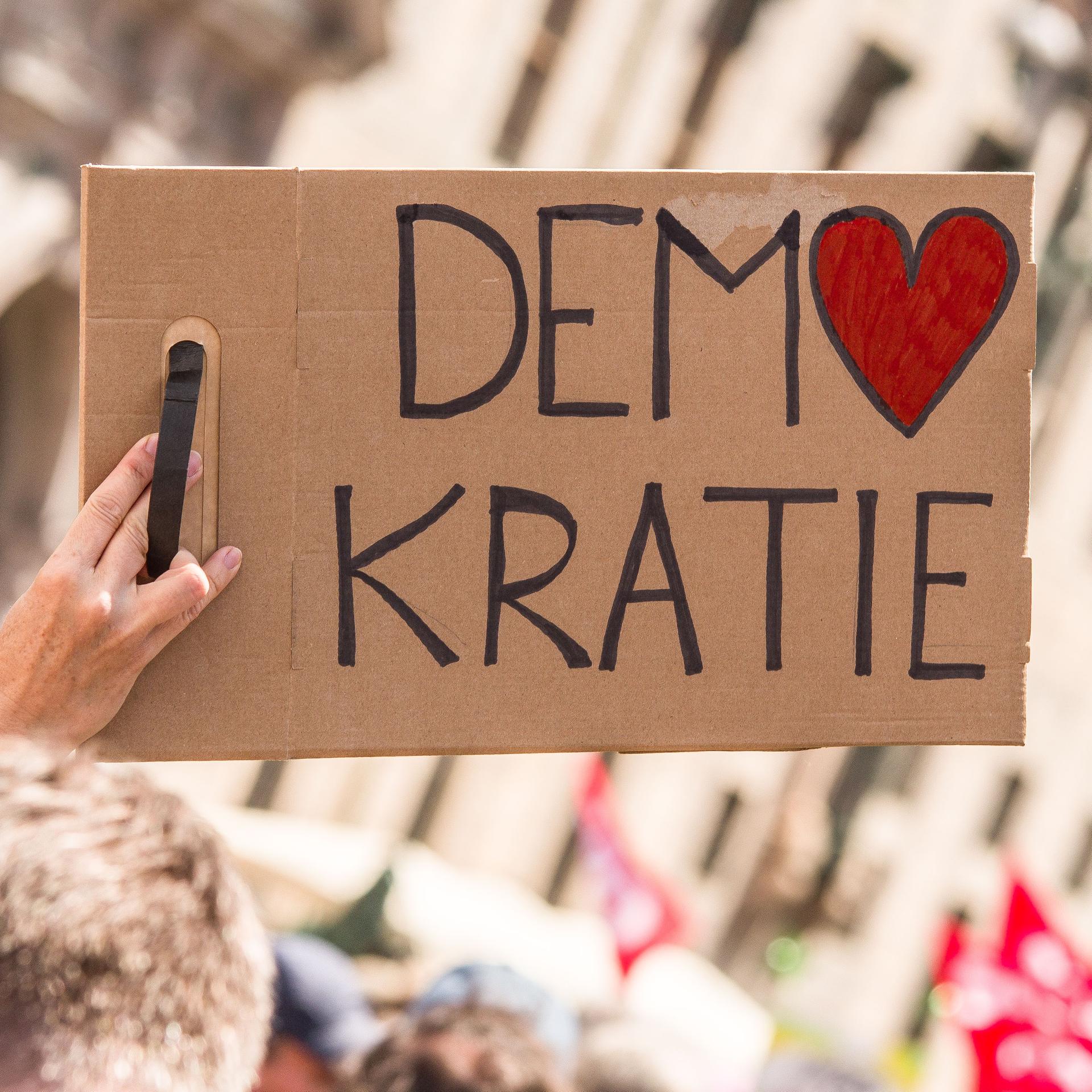 Der neue Westen #4 - Wird die liberale Demokratie zum Auslaufmodell?
