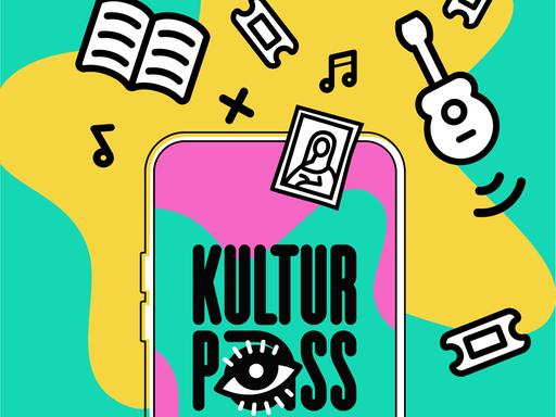 Eine bunte Grafik illustriert den bundesweiten Kulturpass. Zu sehen ist ein Handy mit dem Schriftzug Kulturpass. Druhmherum symbolhafte Icons für Musik, Literatur und Kunst.