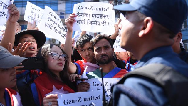 Aktivisten der Generation Z United demonstrieren im Herbst 2025 in Kathmandu unter dem Motto „Vergesst nicht das Blut der Märtyrer“