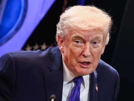 US-Präsident Donald Trump bei einer Pressekonferenz US-Präsident Donald Trump bei einer Pressekonferenz