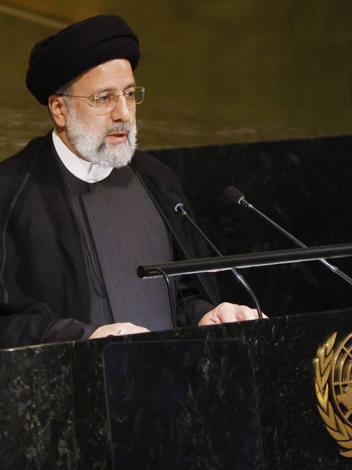 Ebrahim Raisi spricht auf der UN-Versammlung am 21. September 2022