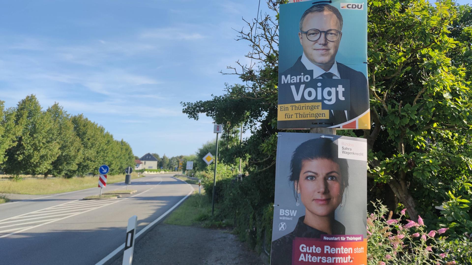 Wahlplakate in Altenburg (Thüringen) mit Sahra Wagenknecht (BSW) und Mario Voigt (CDU)