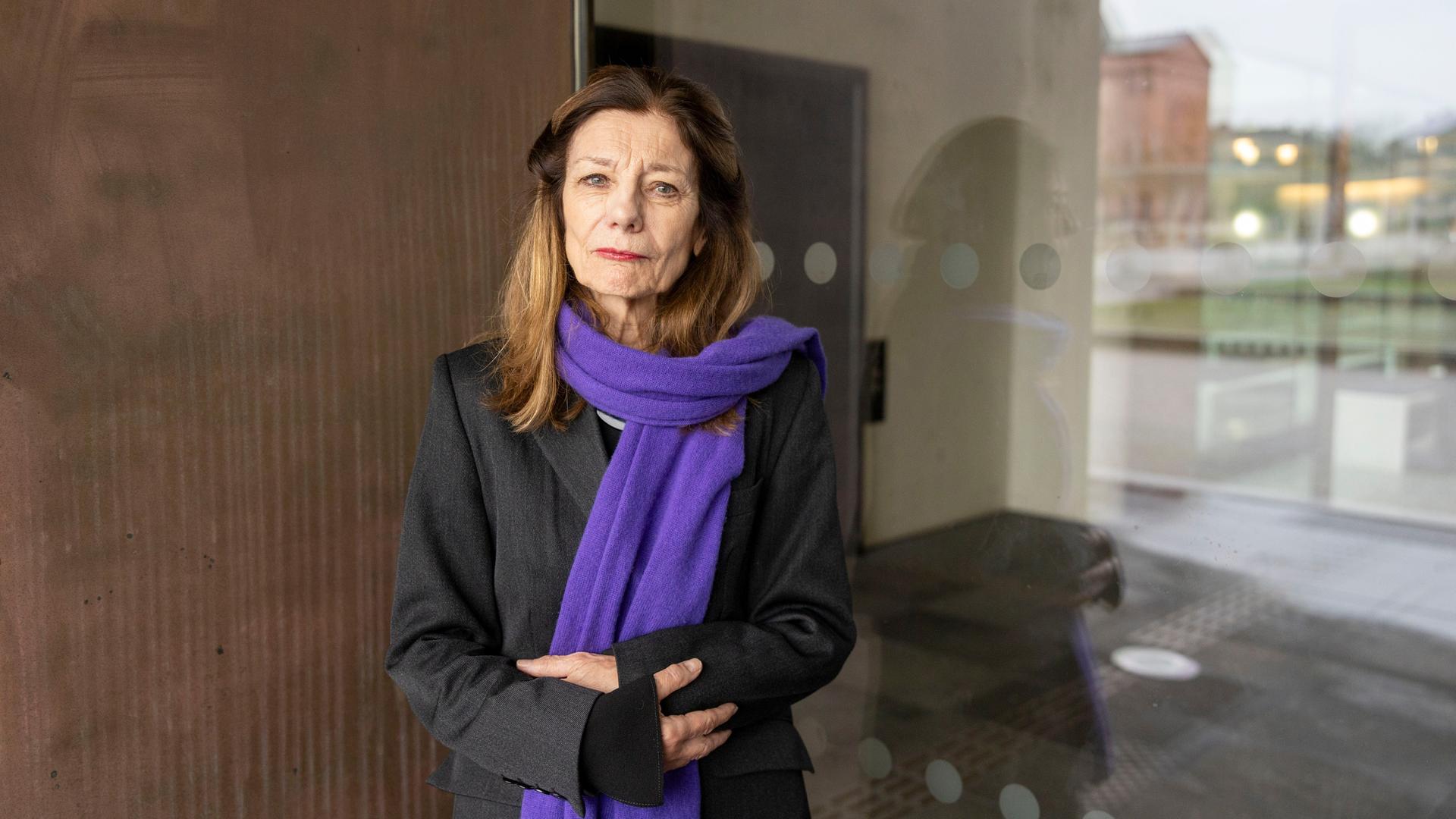 Schriftstellerin Ursula Krechel, Büchner-Preisträgerin 2025, aufgenommen vor der Verleihung des Georg-Büchner-Preises 2025 im Staatstheater Darmstadt. Schriftstellerin Ursula Krechel, Büchner-Preisträgerin 2025, aufgenommen vor der Verleihung des Georg-Büchner-Preises 2025 im Staatstheater Darmstadt.