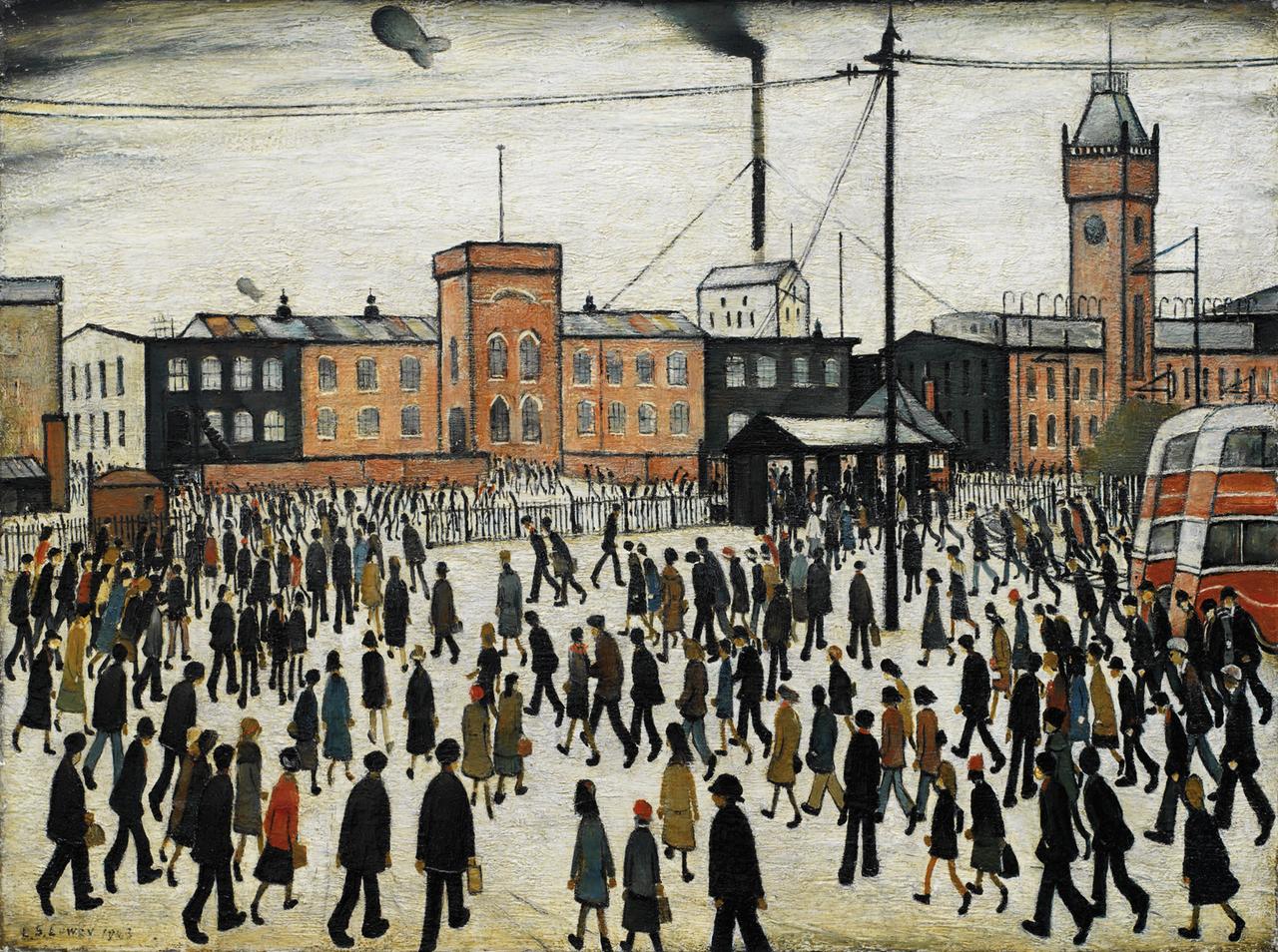Ein historisches Gemälde mit der Darstellung von vielen Fabrikarbeitern, die im Schnee und in verschienen Richtungen zur Arbeit gehen. Im Hintergrund ist eine Gebäudekulisse zu sehen.
