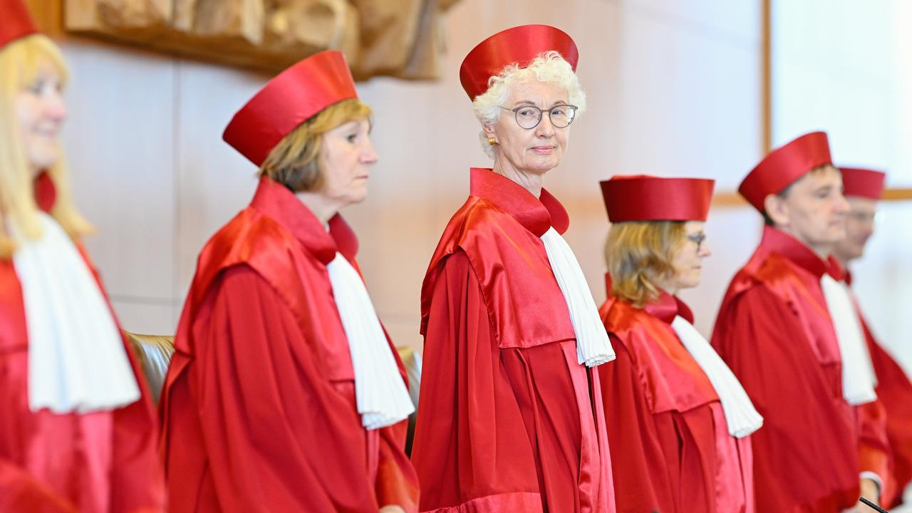Bundesverfassungsgericht - AfD scheitert mit Klagen auf Anspruch auf ...