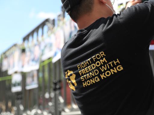 Kundgebung zum 2. Jahrestag des Beginns der Honkong-Proteste in London im Juni 2021
