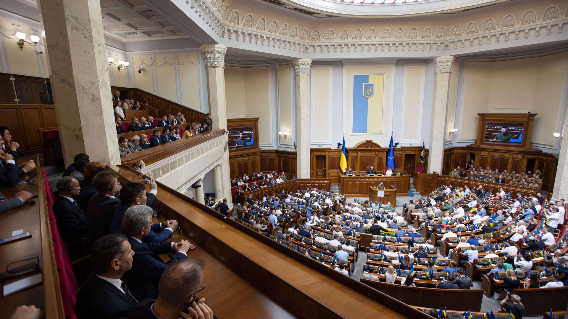 Blick in das ukrainische Parlament
