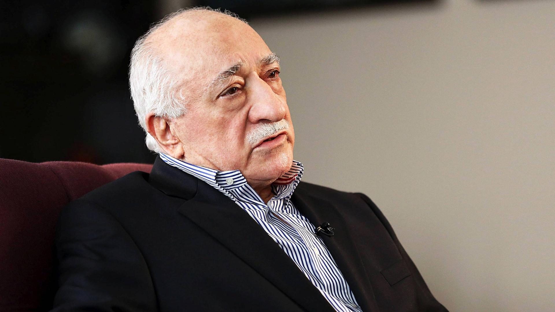 Muhammed Fethullah Gülen im Seitenprofil