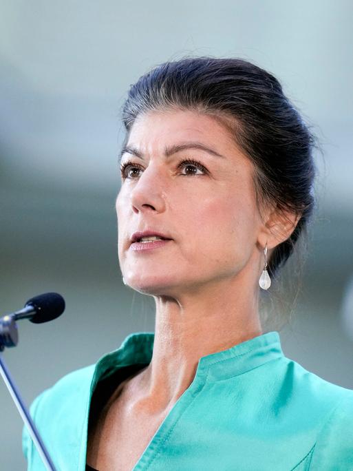 Sahra Wagenknecht bei einer Pressekonferenz des BSW im Reichstagsgebäude Berlin, 15.10.2024.