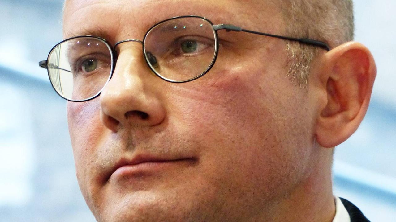 Eine Nahaufnahme des Politikwissenschaftlers Andreas Umland Eine Nahaufnahme des Politikwissenschaftlers Andreas Umland