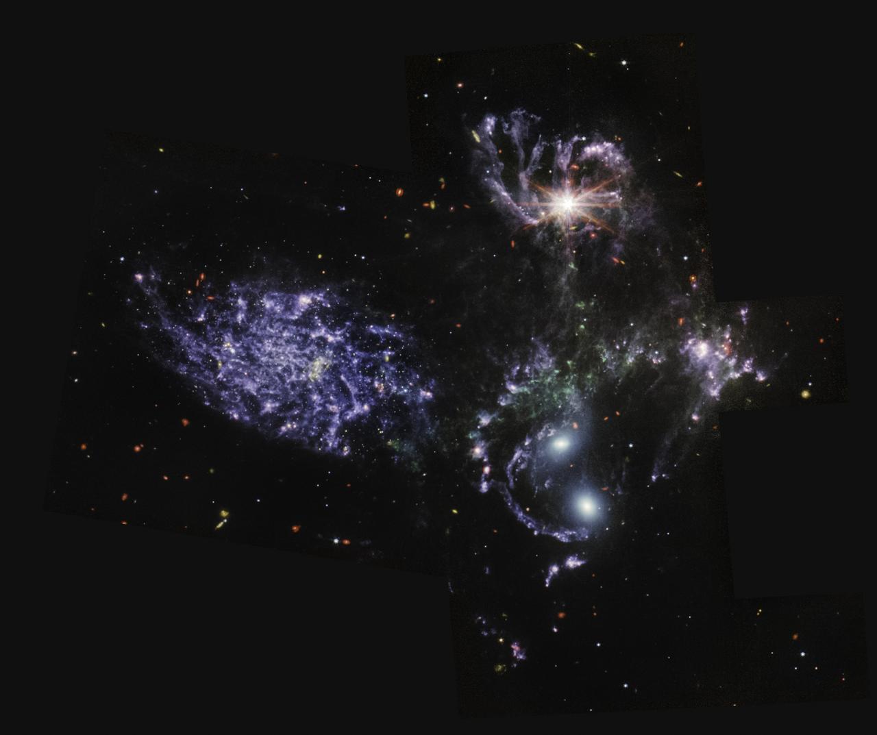 Leuchtende Nebel im Dunkel: fünf Galaxien.