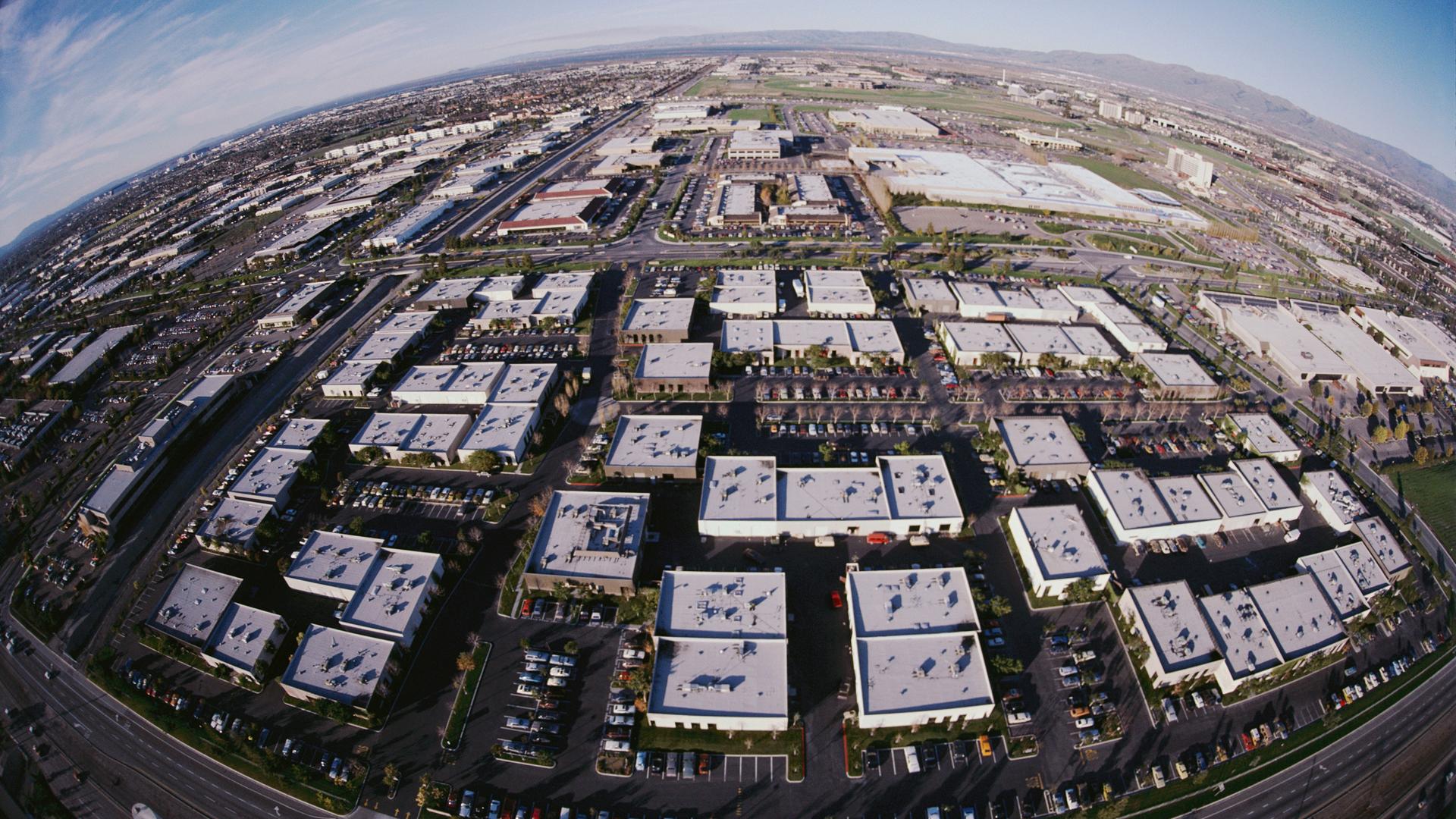 Fischaugen-Luftaufnahme des Silicon Valley in Kalifornien.