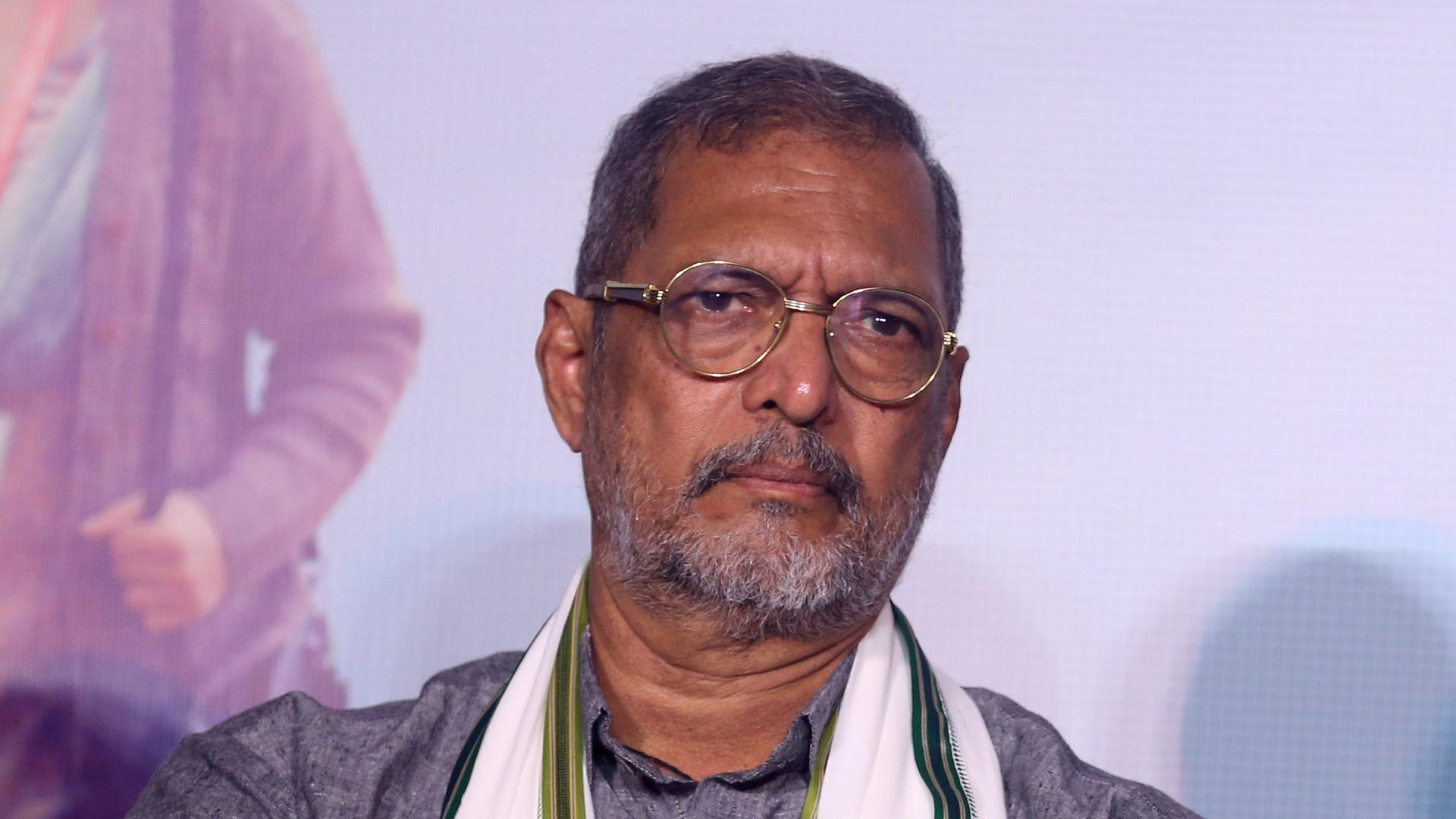 Der indische Schauspieler und Filmemacher Nana Patekar hört sich am 12. September 2023 in Mumbai, Indien, bei der Trailer-Präsentation seines Films eine Frage eines Journalisten an. Der indische Schauspieler und Filmemacher Nana Patekar hört sich am 12. September 2023 in Mumbai, Indien, bei der Trailer-Präsentation seines Films eine Frage eines Journalisten an.