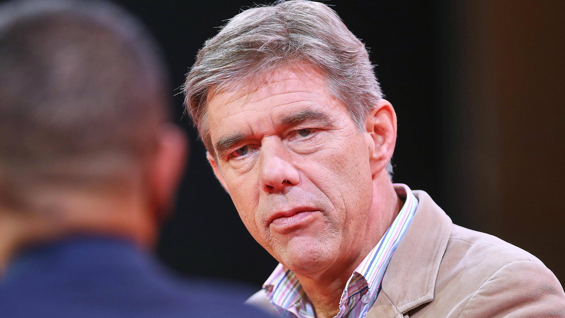 Der Historiker Philipp Ther während eines Interviews auf der Frankfurter Buchmesse 2025