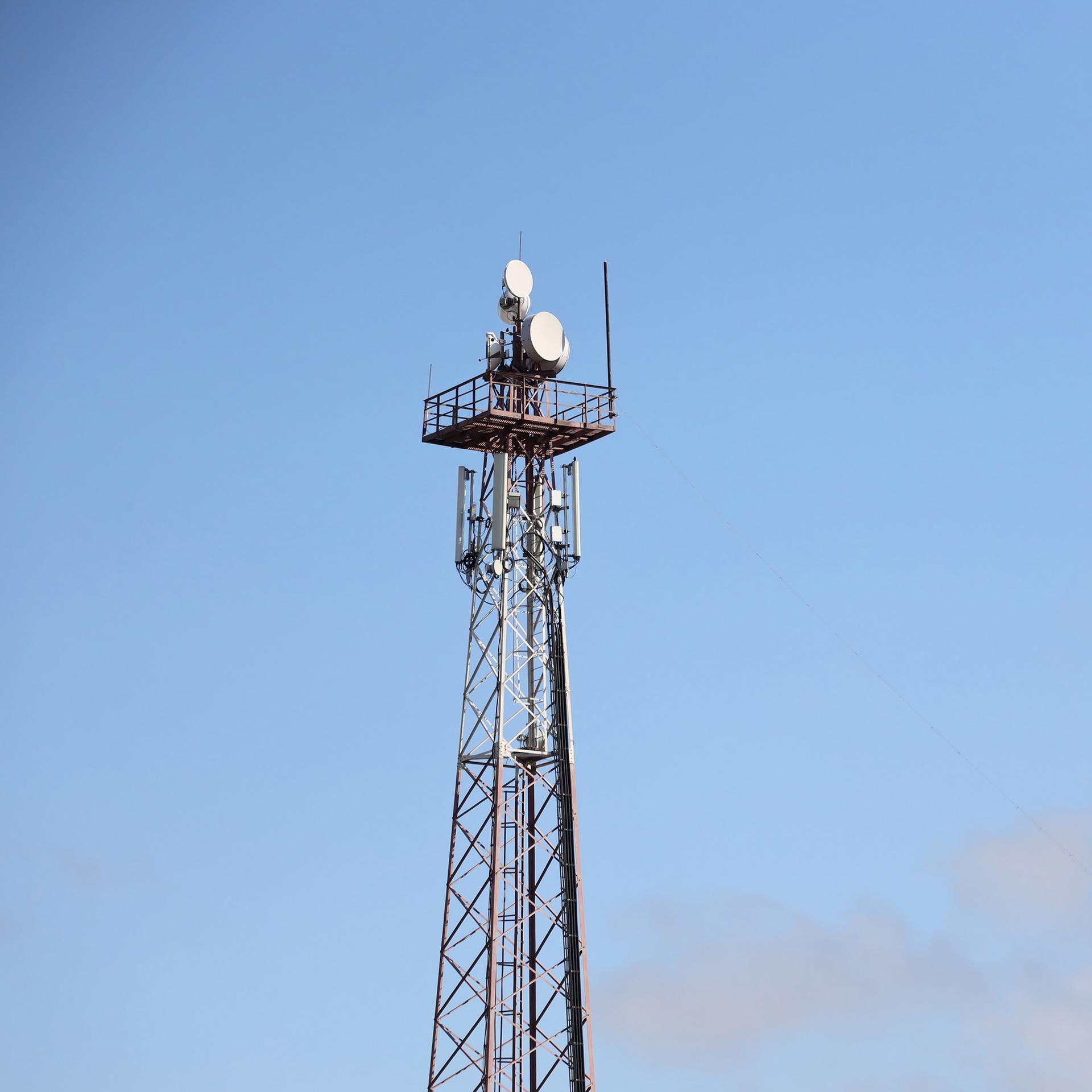 Die Feature-Antenne im Himmel - Aus der Reihe: Feature-Antenne