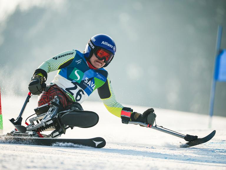 Die deutsche Para-Skifahrerin Anna-Lena Forster im Einsatz bei der WM in Maribor. 