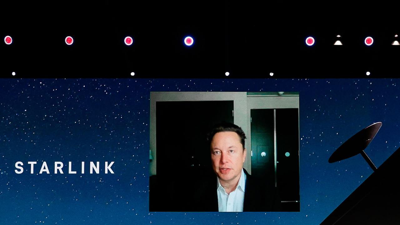 Elon Musk bei der Vorstellung seines Starlink-Programms in einer Videokonferenz