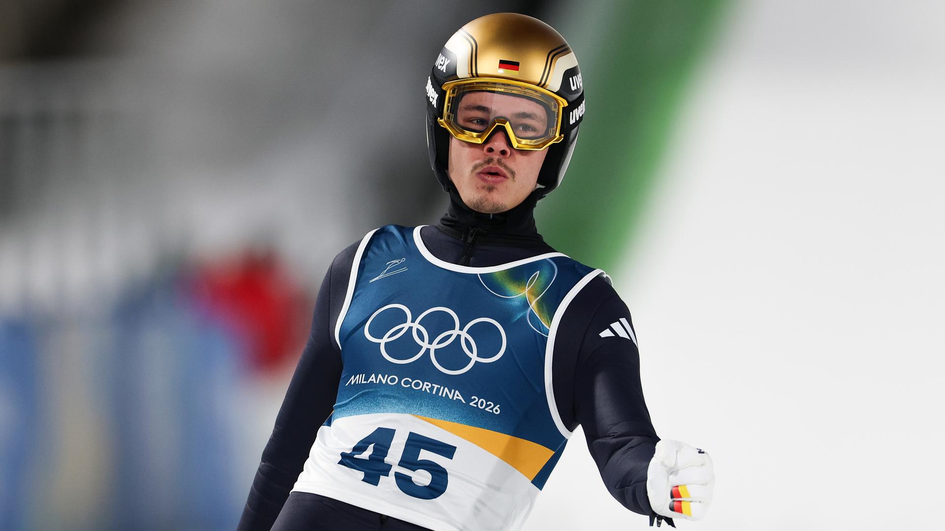 Olympische Winterspiele Milano Cortina 2026 Skispringen Normalschanze Einzel Männer am 09.02.2026 an der Predazzo Ski Jumping Stadium in Predazzo Philipp Raimund ( Deutschland ) Foto: Revierfoto