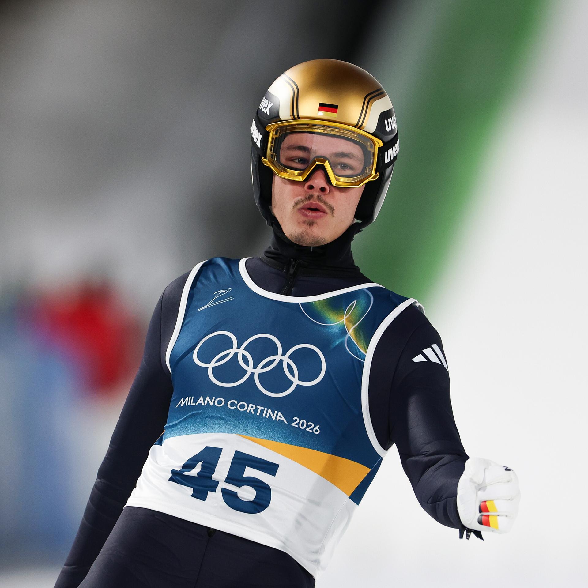 Olympische Winterspiele Milano Cortina 2026 Skispringen Normalschanze Einzel Männer am 09.02.2026 an der Predazzo Ski Jumping Stadium in Predazzo Philipp Raimund ( Deutschland ) Foto: Revierfoto