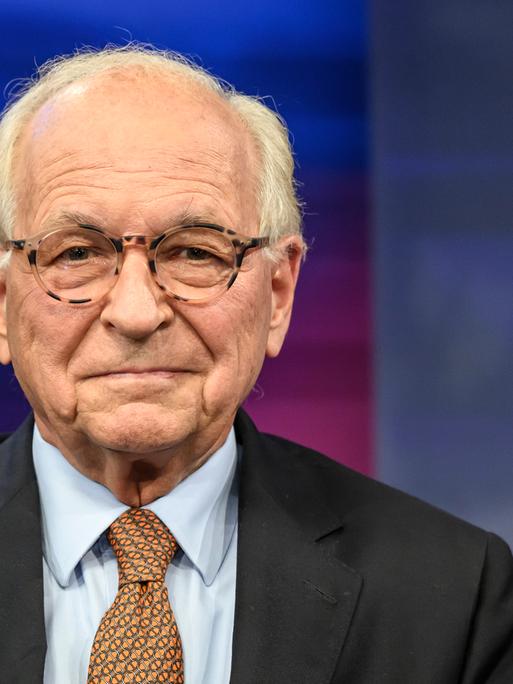 Der ehemalige Diplomat, Außenpolitik-Experte und Leiter der Münchner Sicherheitskonferenz, Wolfgang Ischinger zu Gast bei der Talkshow Maischberger Der ehemalige Diplomat, Außenpolitik-Experte und Leiter der Münchner Sicherheitskonferenz, Wolfgang Ischinger zu Gast bei der Talkshow Maischberger