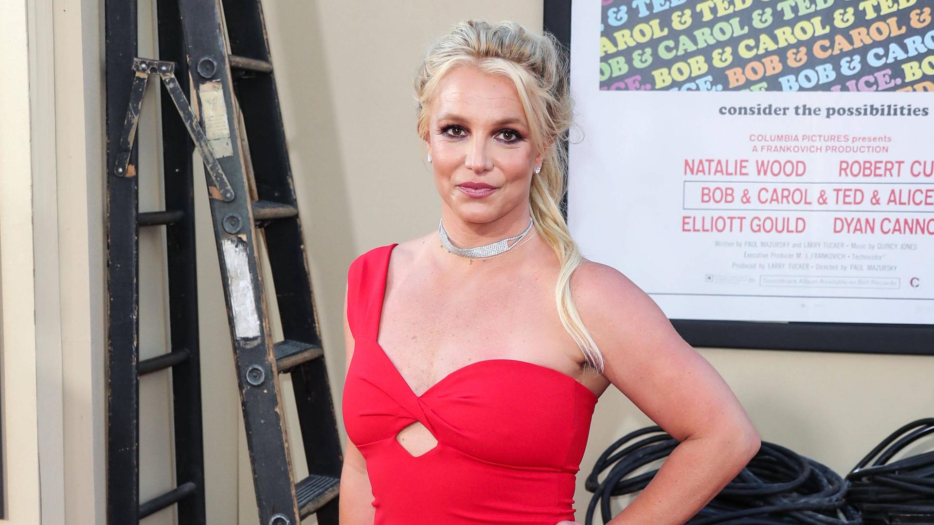 Die US-Sängerin Britney Spears trägt ein Kleid von Nookie und kommt zur Weltpremiere von Sony Pictures „Once Upon a Time In Hollywood“ im TCL Chinese Theatre IMAX am 22. Juli 2019 in Hollywood, Los Angeles, Kalifornien, USA. 