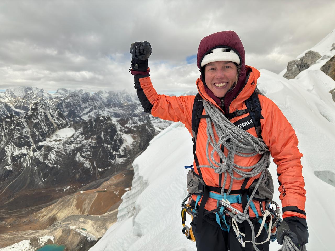 Am Himalaya-Gipfel Ama Dablan hat Laura Dahlmeier einen neuen Rekord aufgestellt.