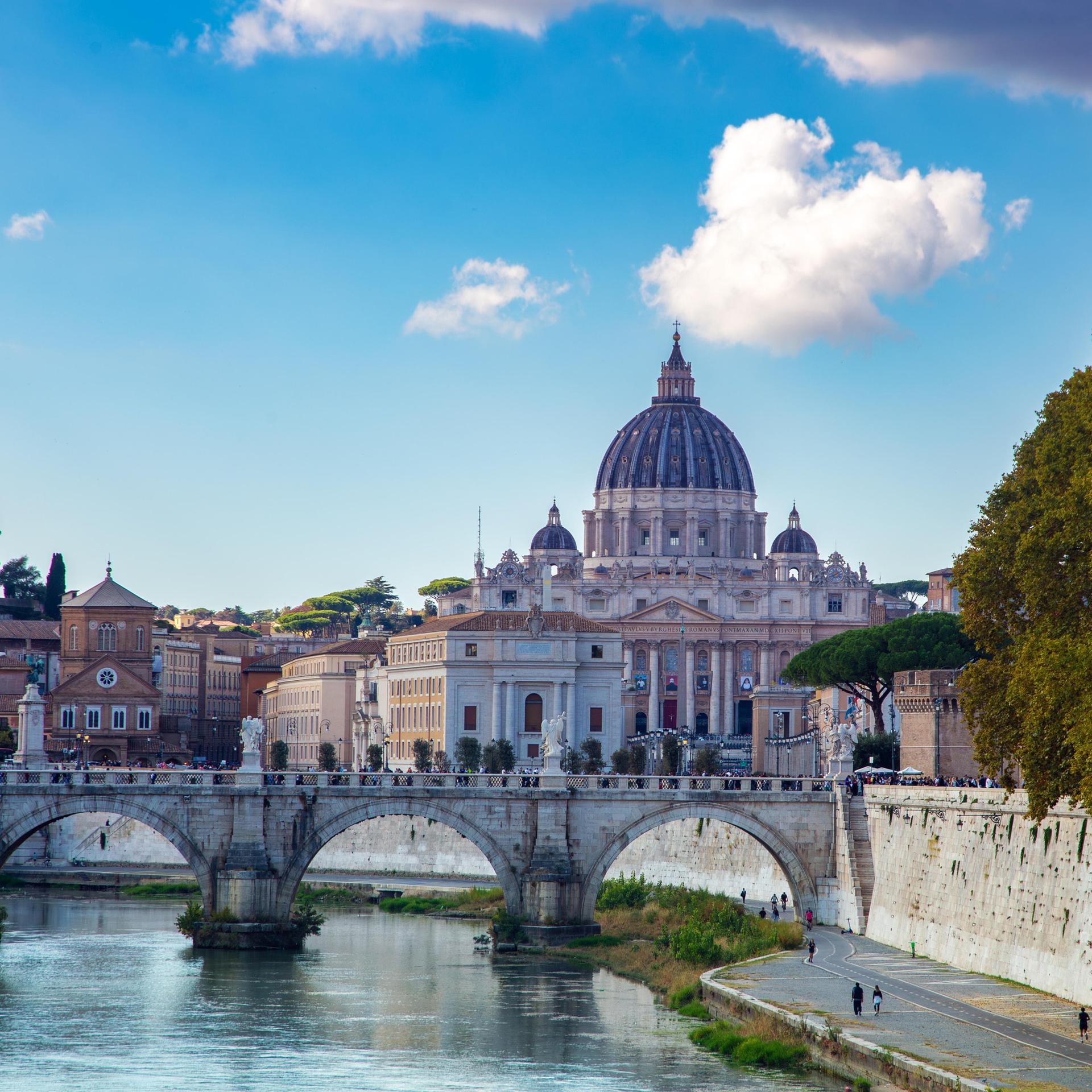 "Nostra aetate" - Das Dokument, das das Klima unter den Religionen veränderte