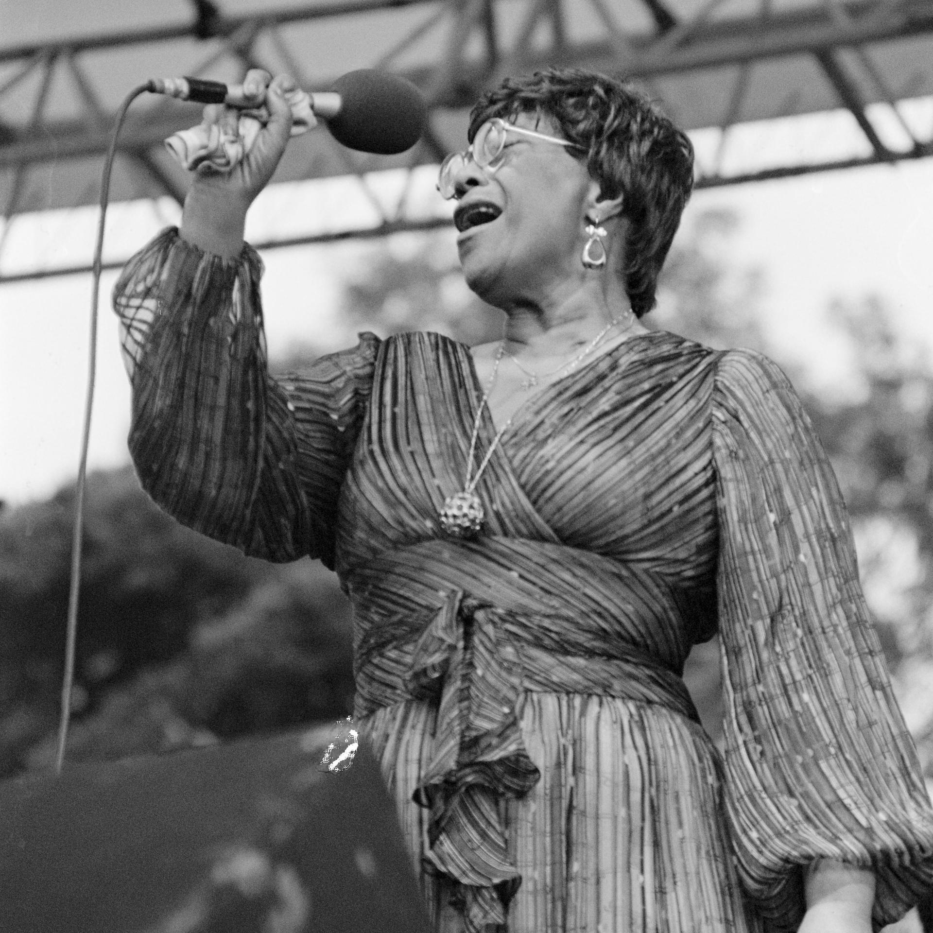 Ella Fitzgerald - Der Tod der Ikone der Jazzgeschichte episode artwork