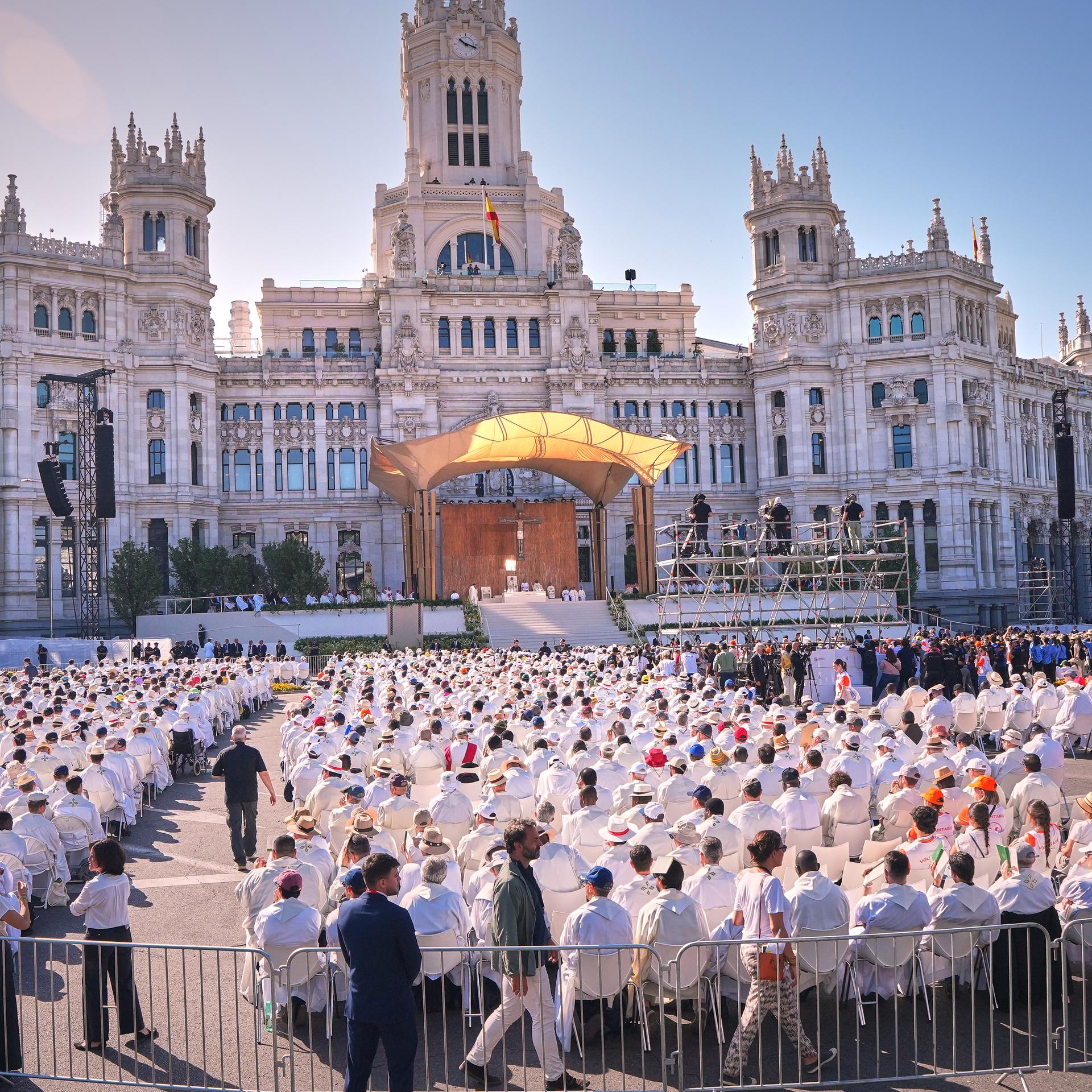 Spanien - Mehr als 1,2 Millionen Menschen bei Papst-Messe in