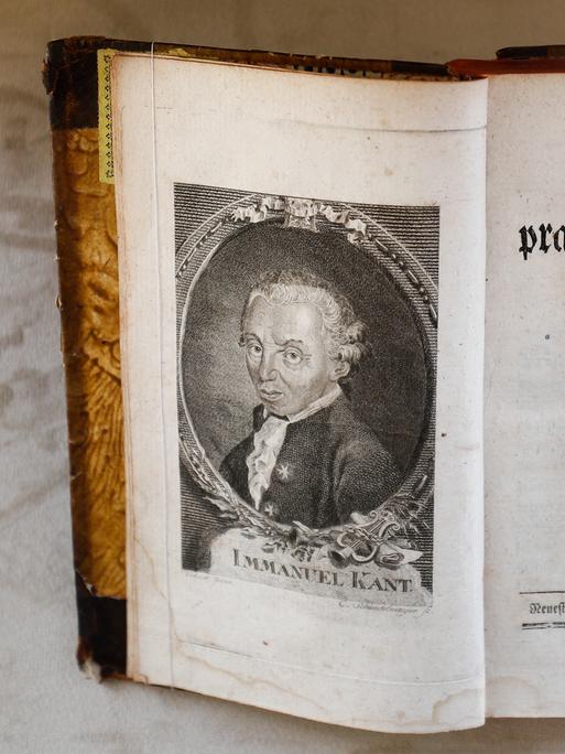 Eine historische Ausgabe von "Kritik der reinen Vernunft"