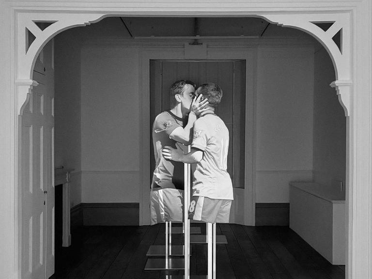 Installationsansicht vom Kunstwerk "Gary and Paul" (2023) von JJ Guest in der OOF Gallery in London