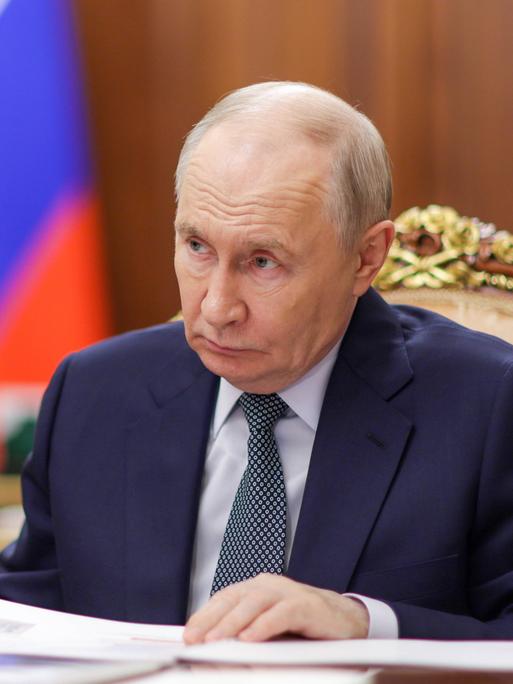 Russlands Präsident Wladimir Putin im Porträt