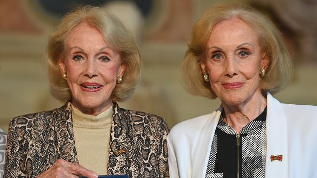 Alice und Ellen Kessler gemeinsam auf einem Bild