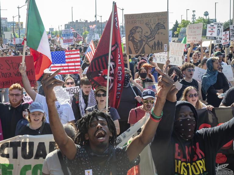 Protestkundgebung gegen US-Präsident Trump und sein Vorgehen gegen Einwanderer in Detroit, Michigan.