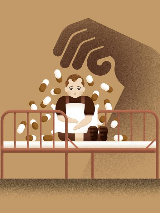 Abstrakte Zeichnung eines Kindes, das auf einem altmodischen Heimbett hockt, über ihm eine krallenartig bedrohende riesige Hand in Schattenanmutung, die überdimensionale Pillen auf das Bett streut