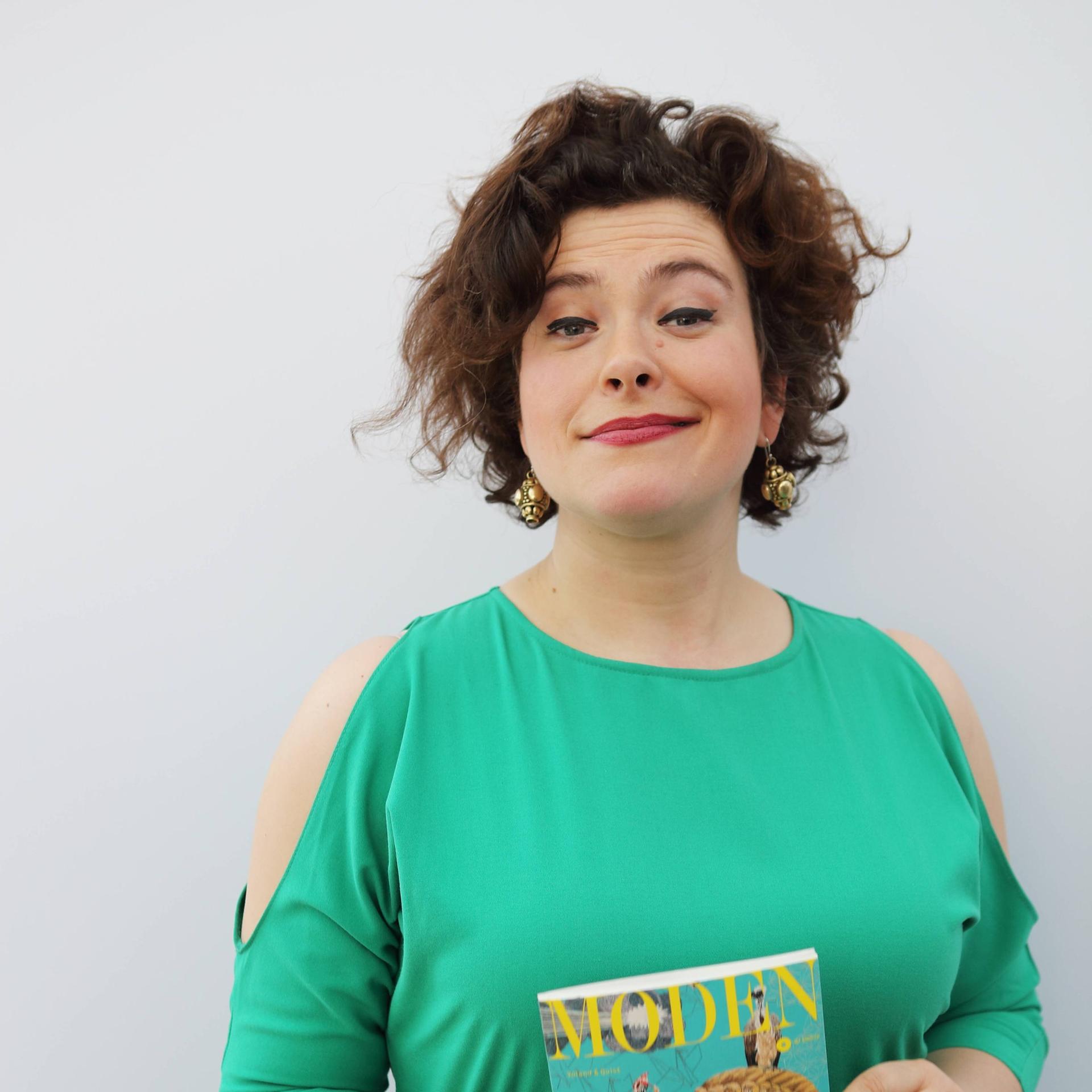 Poetin Nora Gomringer - Ich bin die Christin mit dem Schandfleck am Knie