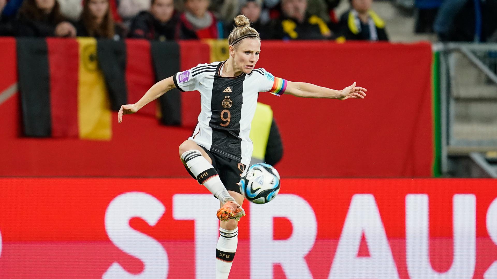 Fußball-Nationalspielerin Svenja Huth