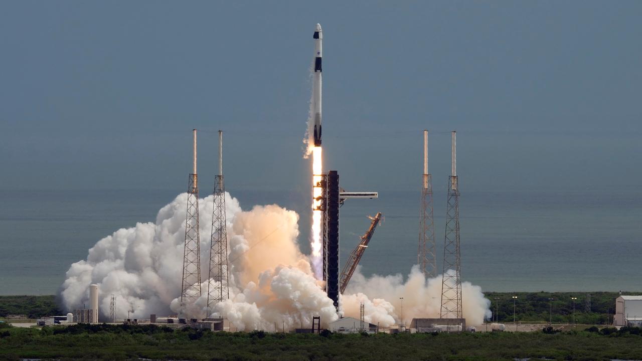 Eine Falcon 9-Rakete von SpaceX ist in Cape Canaveral gestartet.