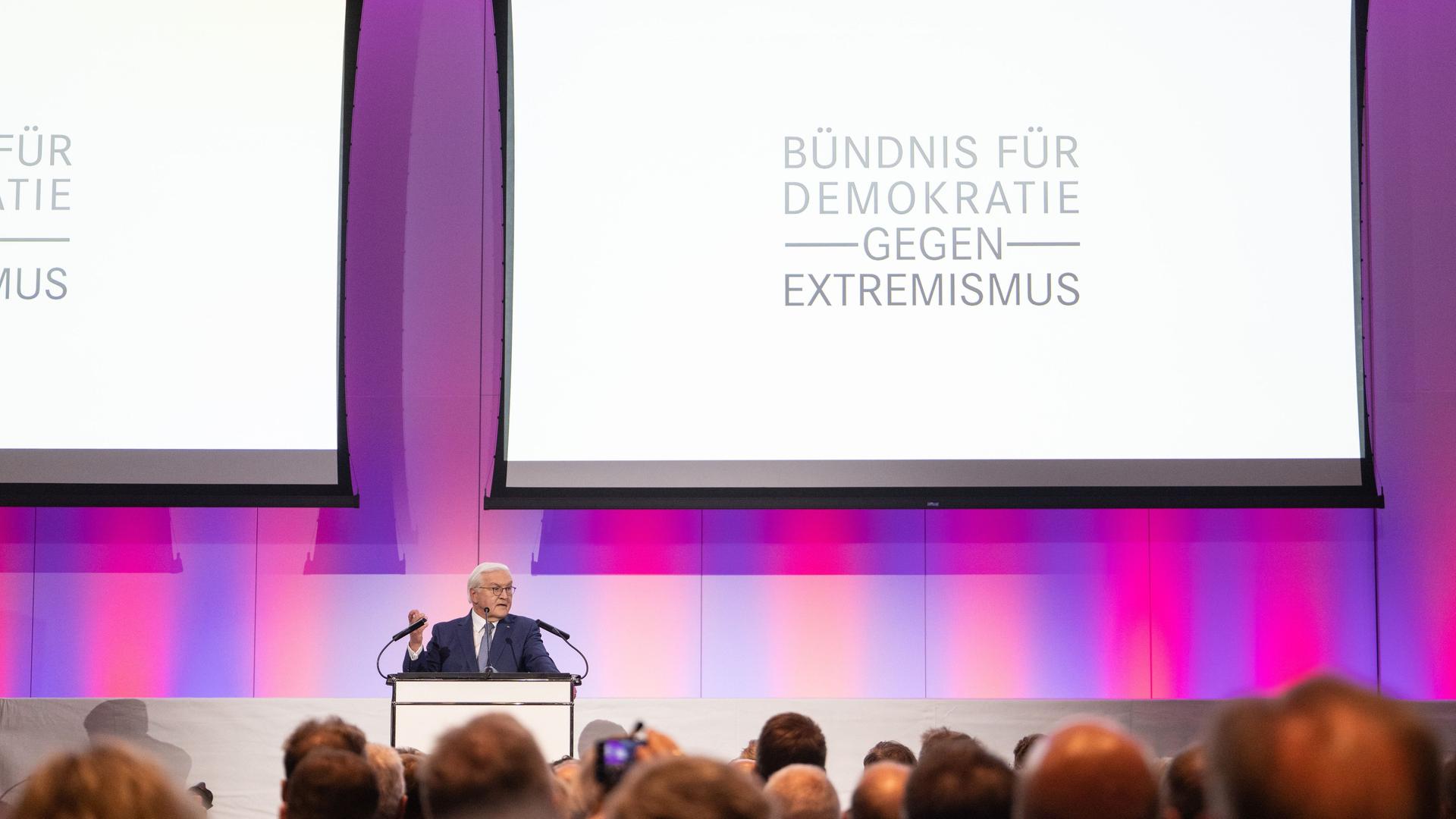 Bundespräsident Steinmeier - "Wir brauchen den Schulterschluss der Demokraten"