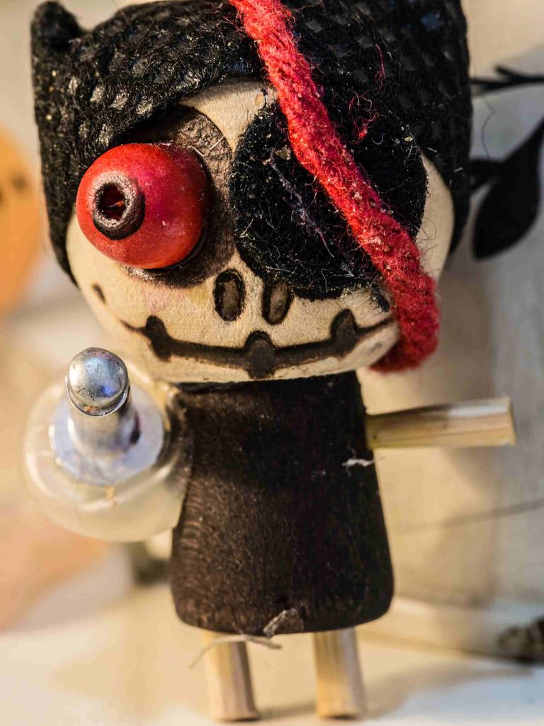 Piraten-Streichholzfigur