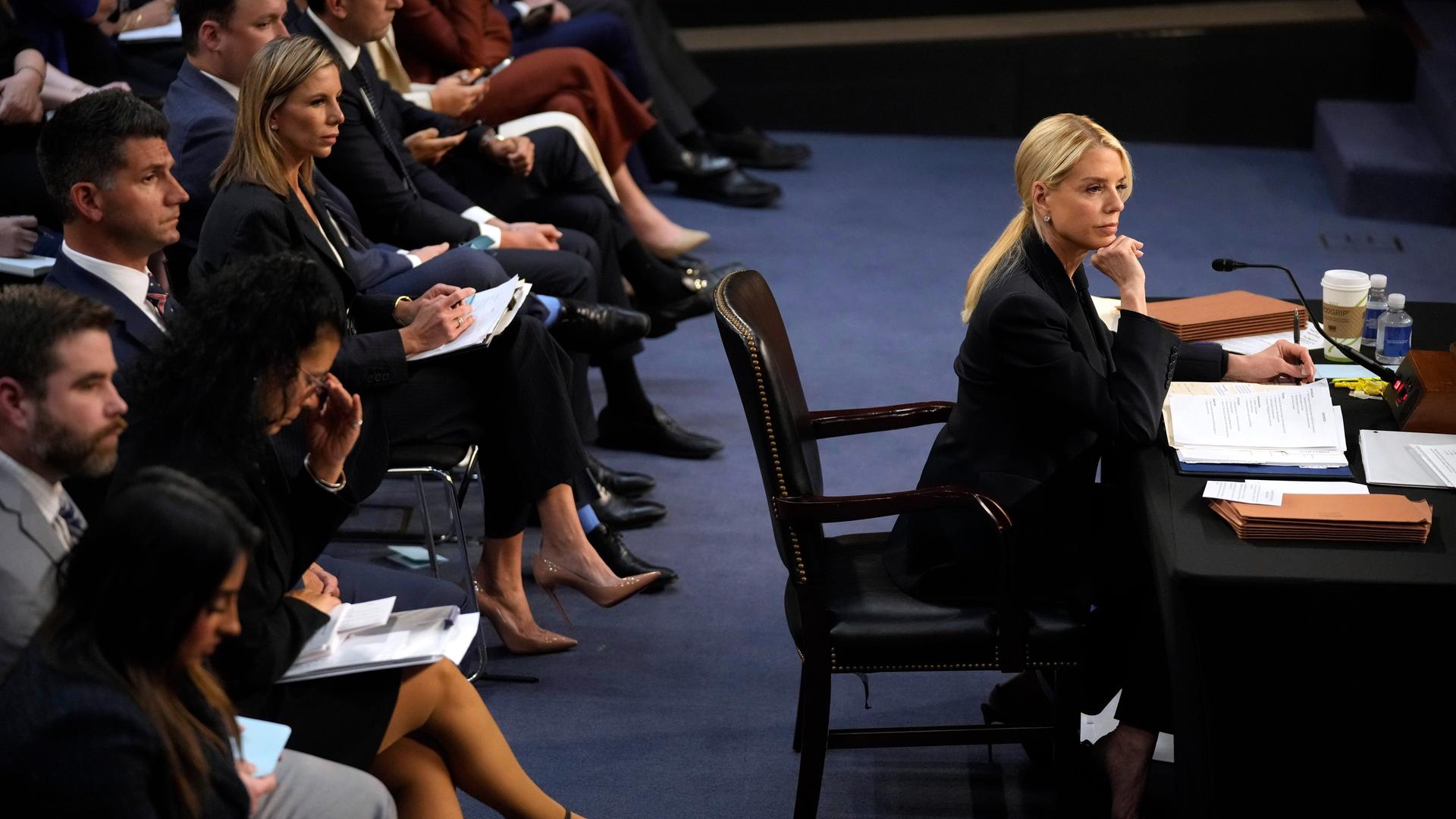 US-Justizministerin Pam Bondi im Senatsausschuss für Justiz im Kapitol 